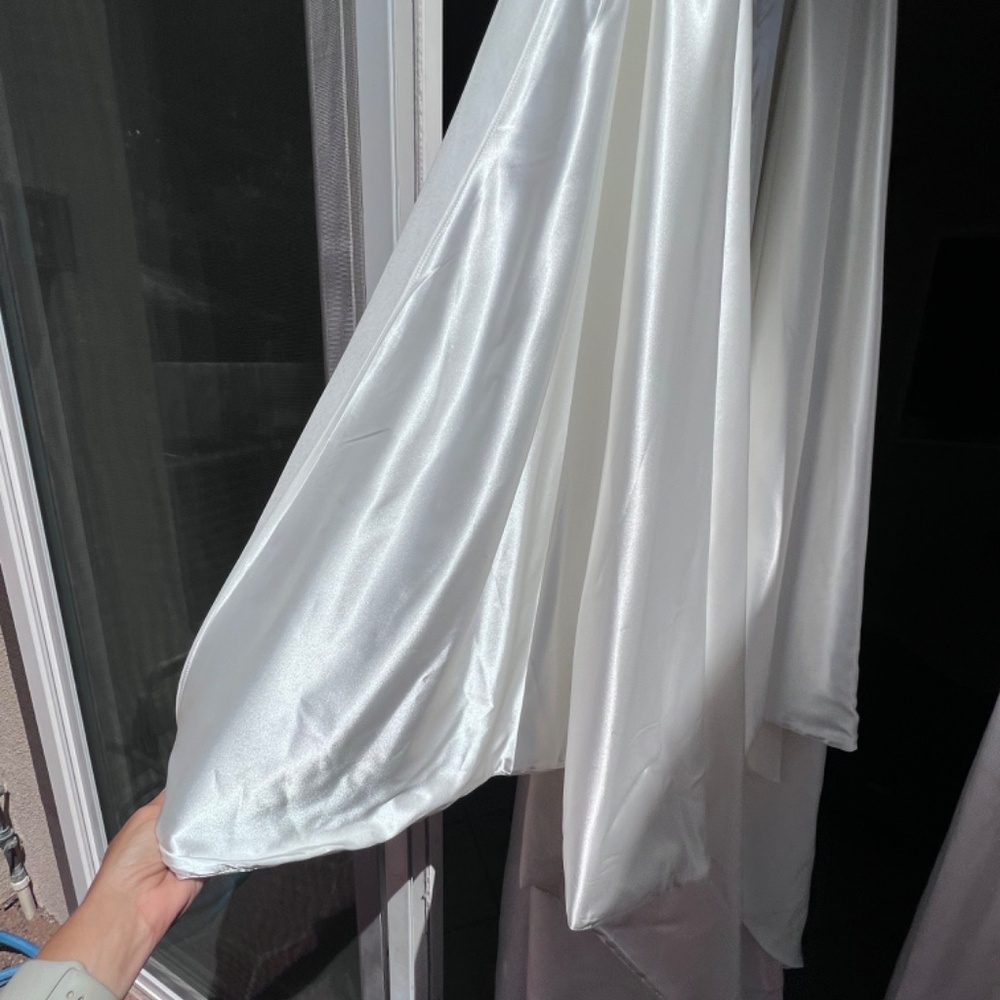 Wedding dress OVERSKIRT (wedding dress not included. Just overskirt!) - Picture 9 of 14